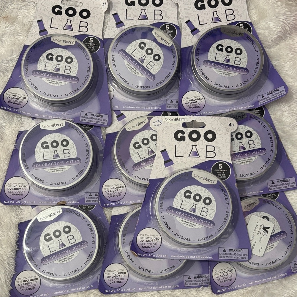 Goo Lab UV Reactive Putty W/Lights quantity 10 damaged packages but all sealed